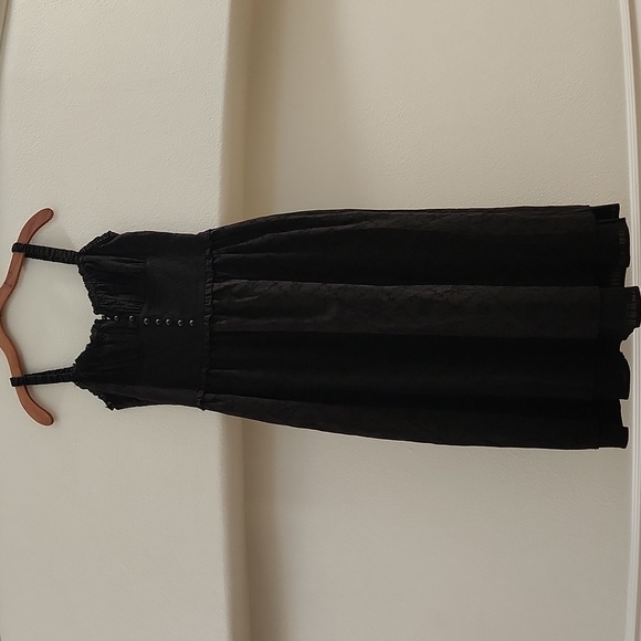 New {Commense} Ruffle Hem Cami Plain Midi Dress in Black Size Medium - Picture 6 of 15